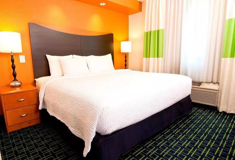 ダブルベッドのスタンダードスタジオ, Fairfield Inn & Suites Minneapolis Burnsville
