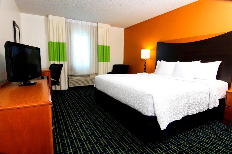 스탠다드 룸 킹사이즈 침대, Fairfield Inn & Suites Minneapolis Burnsville
