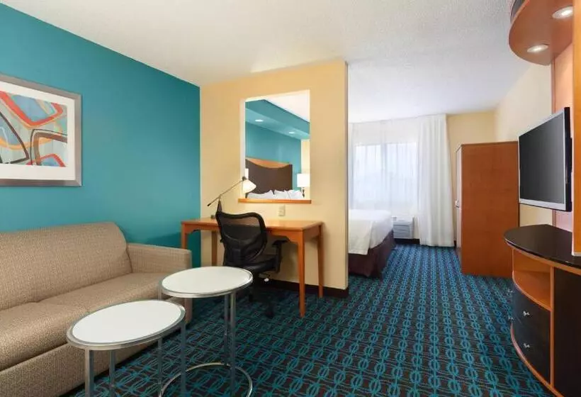 キングサイドベッドのスタンダードワンルーム, Fairfield Inn & Suites Omaha East/council Bluffs, Ia