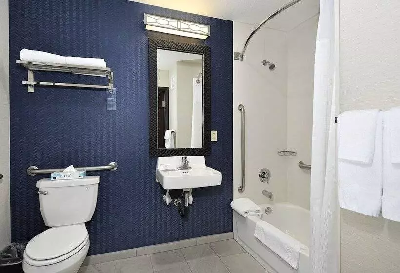 ２ダブルベッドのスタンダードルーム, Fairfield Inn & Suites By Marriott Portland Airport