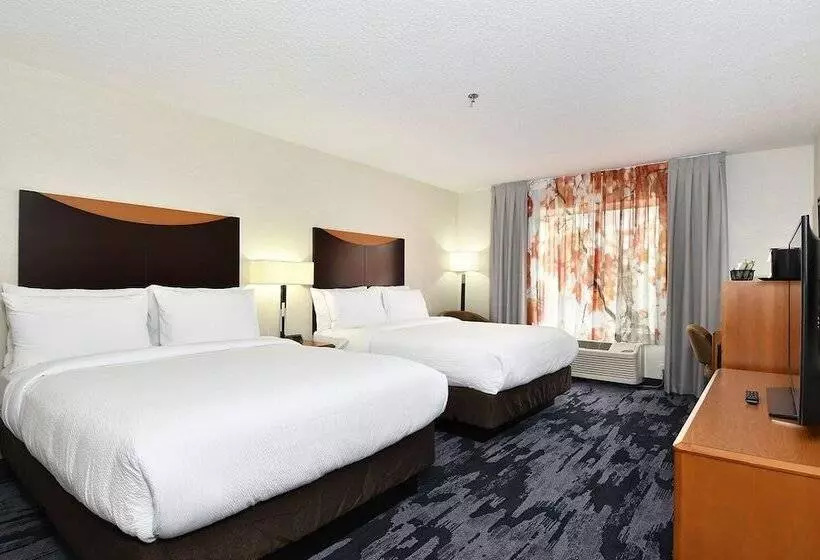 ２ダブルベッドのスタンダードルーム, Fairfield Inn & Suites By Marriott Portland Airport