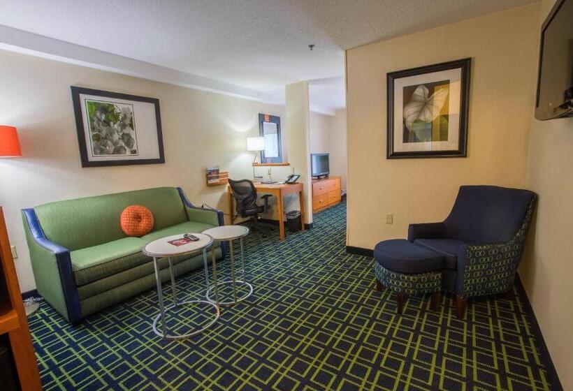 חדר סטנדרט עם מיטת קינג, Fairfield Inn & Suites By Marriott Portland Airport