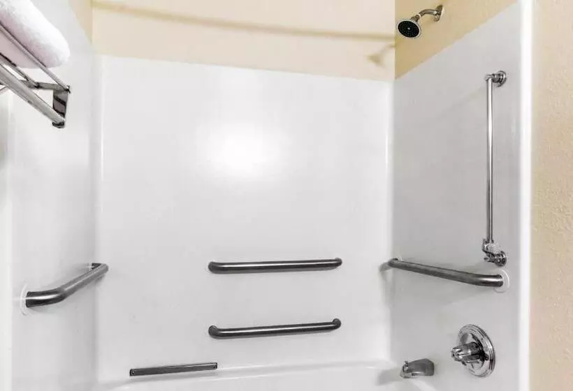 身障者適用スタンダードルーム, Home 1 Suites Extended Stay
