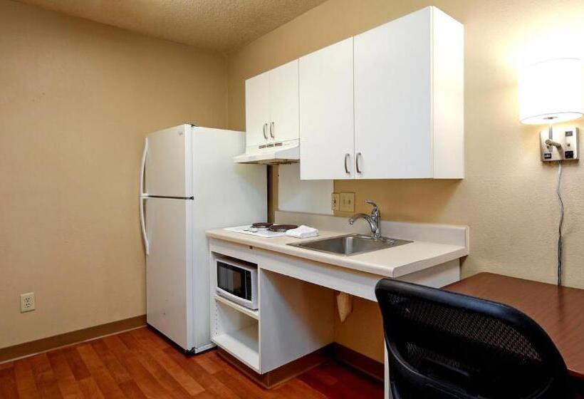 Номер Стандарт Адаптированный для Инвалидов, Home 1 Suites Extended Stay
