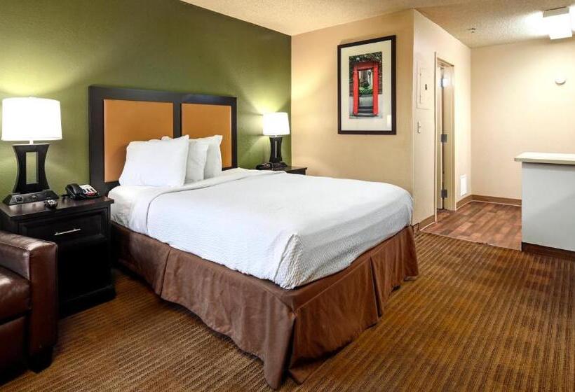 חדר סטנדרט מותאם לאדם עם מוגבלויות, Home 1 Suites Extended Stay