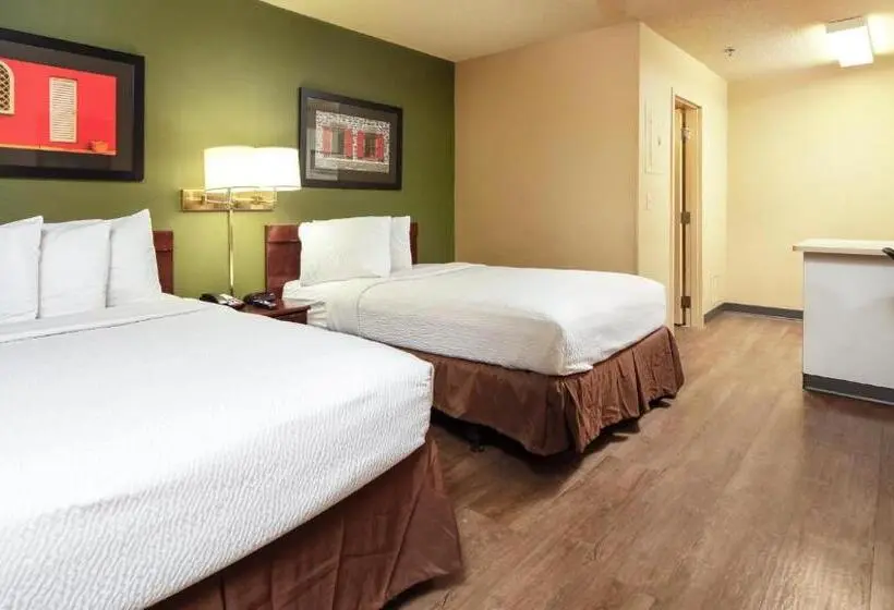 スタンダード４人部屋, Home 1 Suites Extended Stay