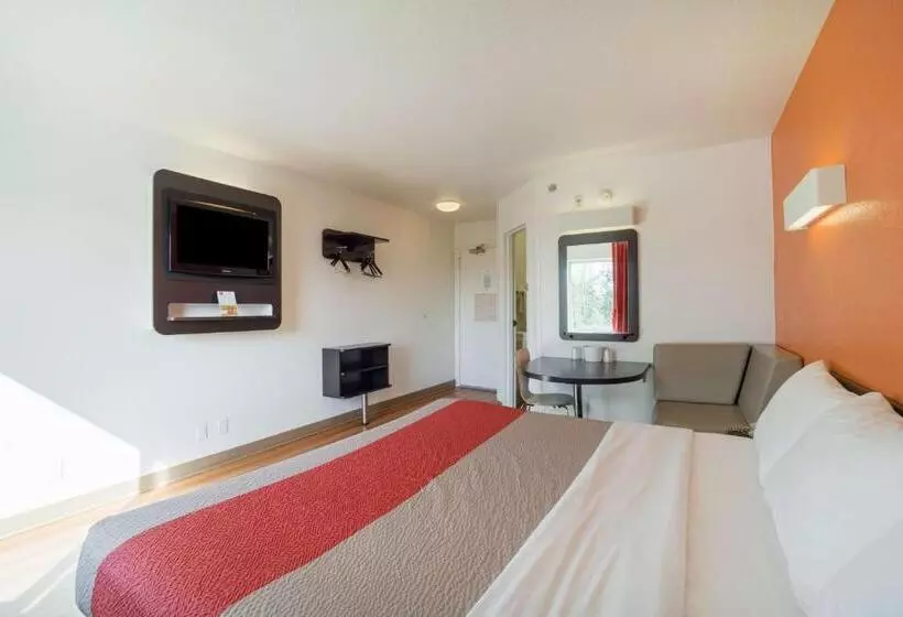 身障者適用キングサイズベッドルーム, Motel 6 Augusta, Ga