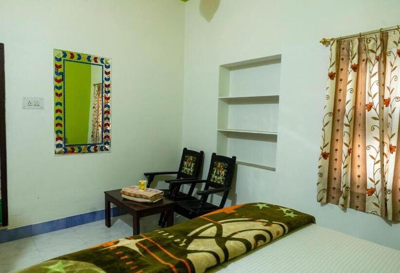 Номер Стандарт, Tulsi Palace