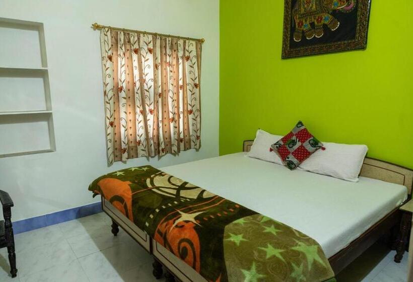 Номер Стандарт, Tulsi Palace