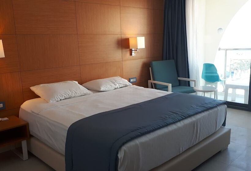 חדר סטנדרט נוף לים, Infinity By Yelken Aquapark&resorts Kuşadasi