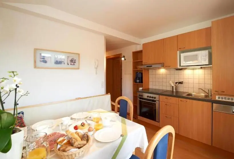 ２ベッドルームアパートメント, Appartementhaus Gratz
