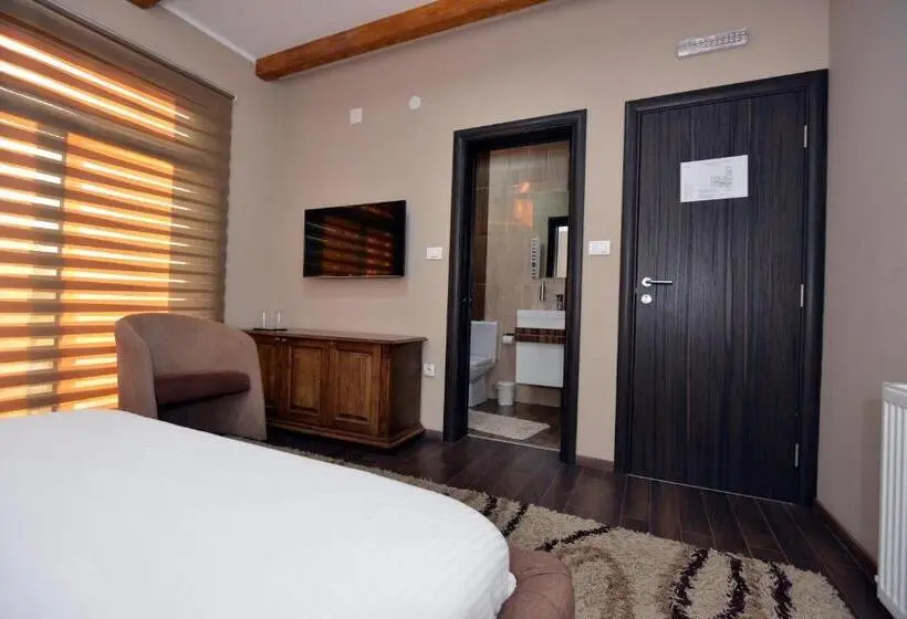 اتاق استاندارد, Garni Hotel Kaća