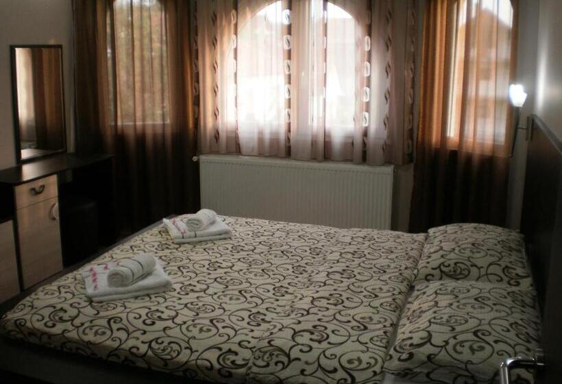 اتاق استاندارد, Garni Hotel Kaća