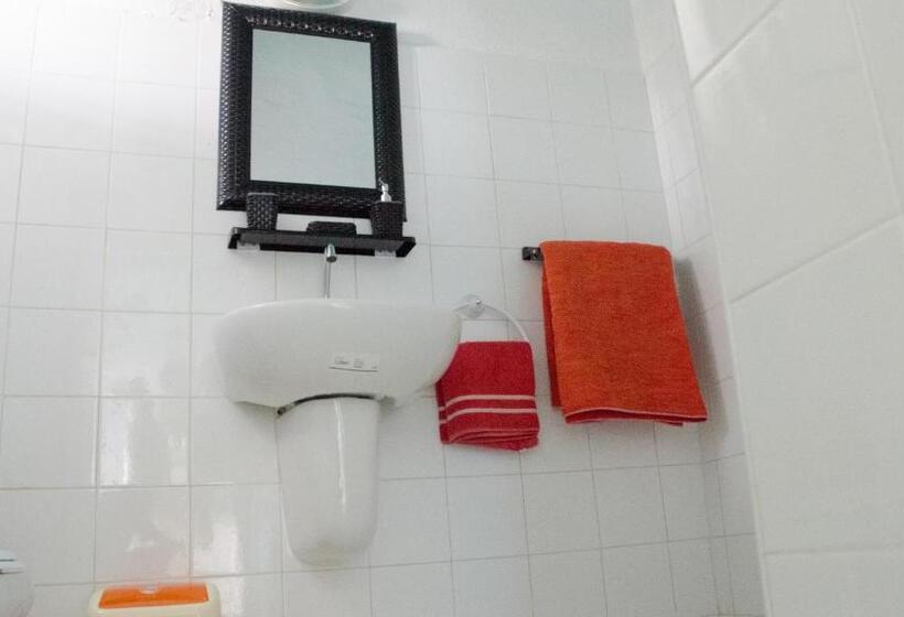 غرفة قياسية ثلاثية, Djerba Erriadh