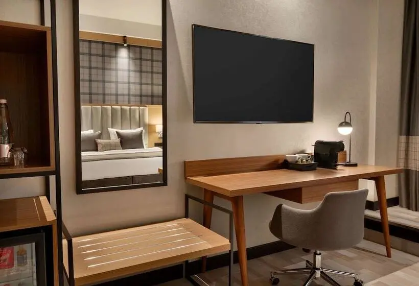デラックスルーム, Ramada By Wyndham Budapest City Center