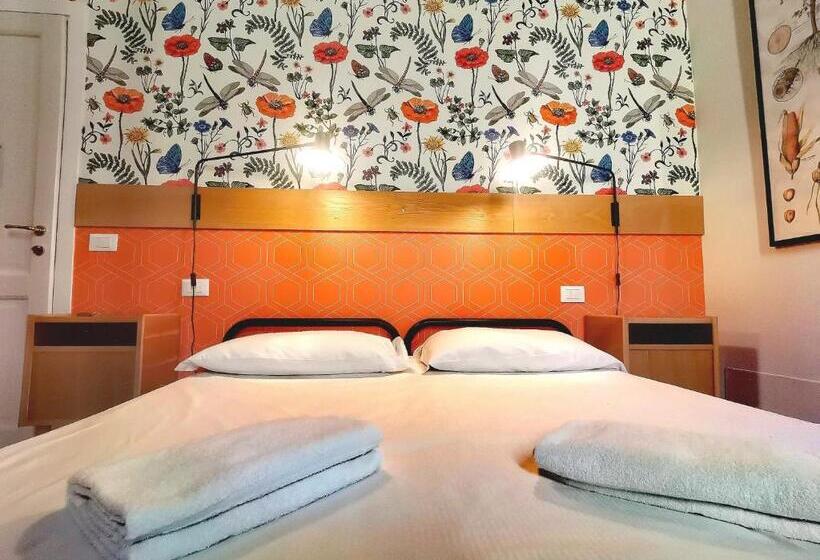 اتاق خانوادگی, Ostello Tasso