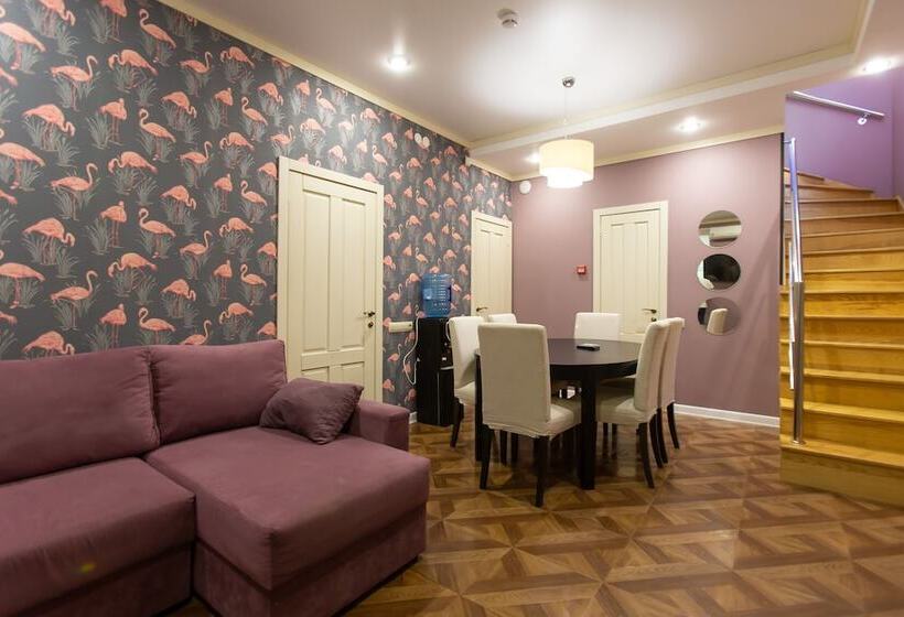 ویلای 3 خوابه, Park Hotel Polyana
