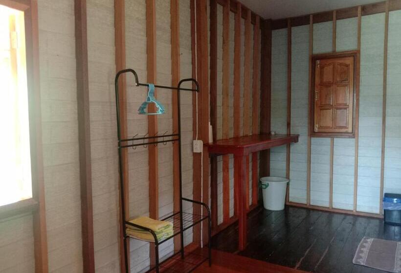 Бунгало Стандарт Вид на Сад, Cha Bungalow