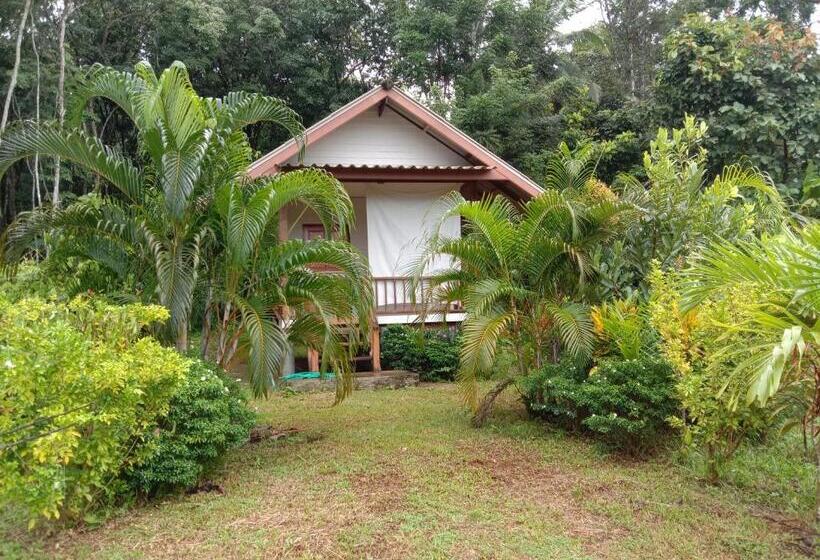 Бунгало Стандарт Вид на Сад, Cha Bungalow