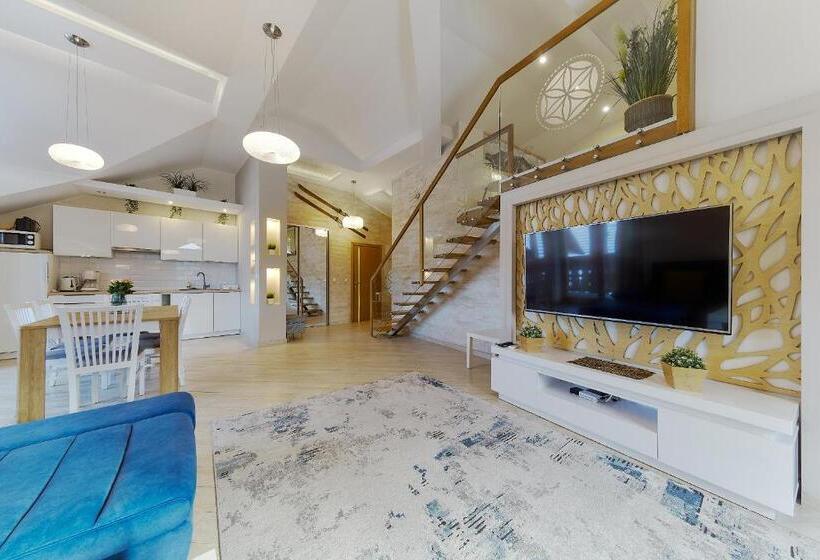 1 Bedroom Penthouse Apartment, Aparthotel Giewont