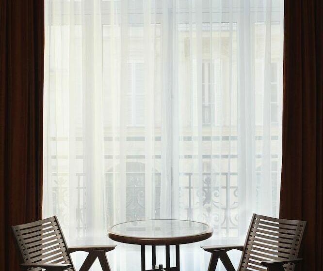 Chambre Supérieure, Le Ballu