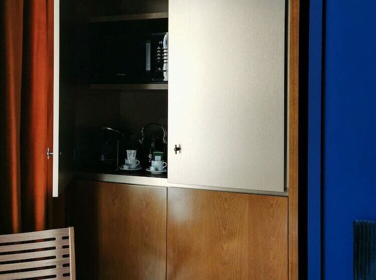 Chambre Supérieure, Le Ballu