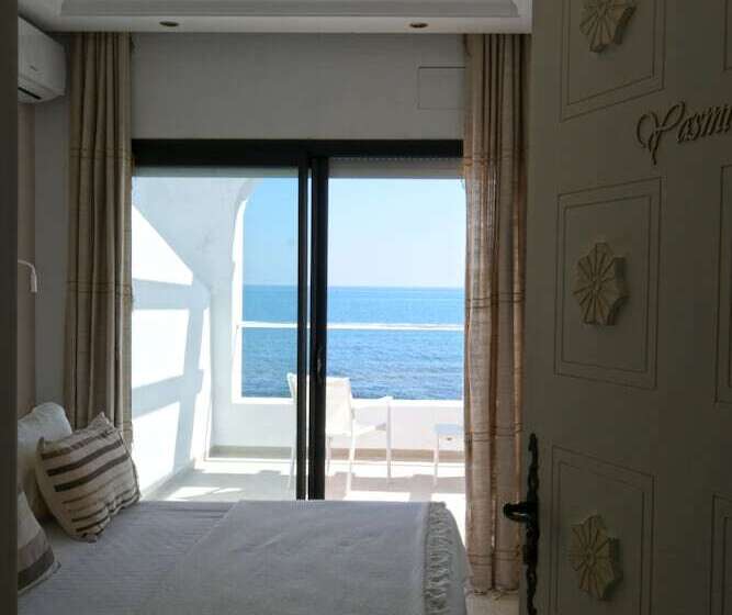 اتاق استاندارد با چشمانداز دریا, Dar Corniche La Marsa