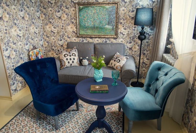 סוויטה, Grand Sova