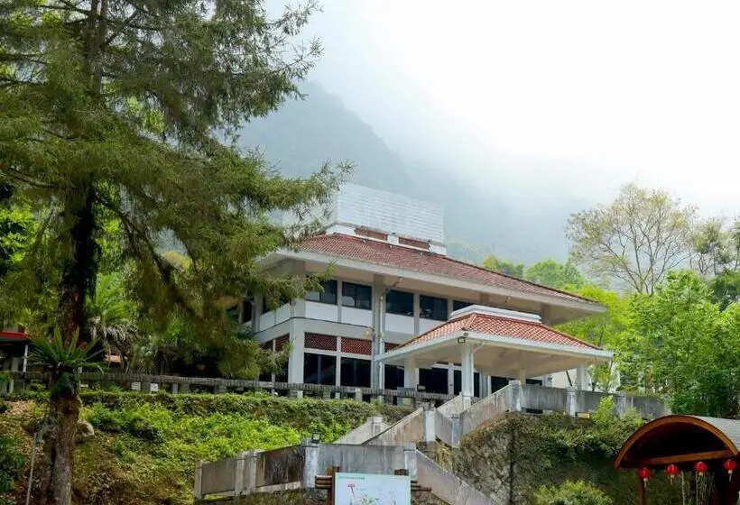 اتاق سوپریور چهار تخته, Howard Resort Xitou