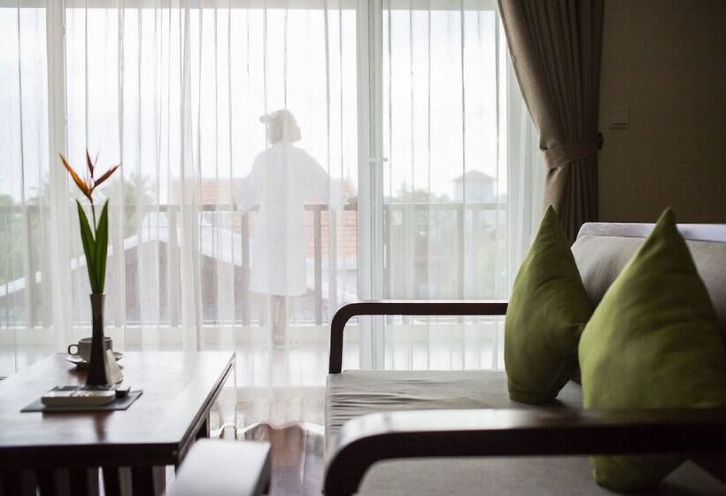 سوئیت با تخت بزرگ, Indra Angkor Residence