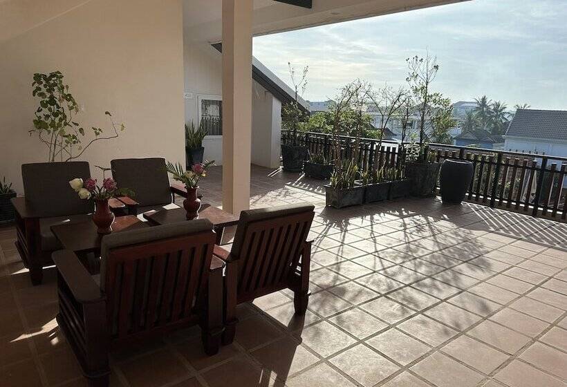 سوییت خانوادگی, Indra Angkor Residence