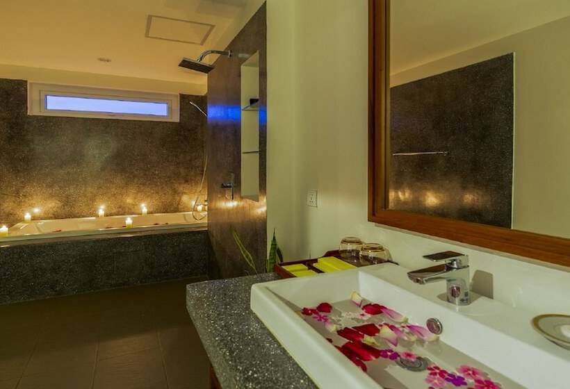 سوئیت با تخت بزرگ, Indra Angkor Residence