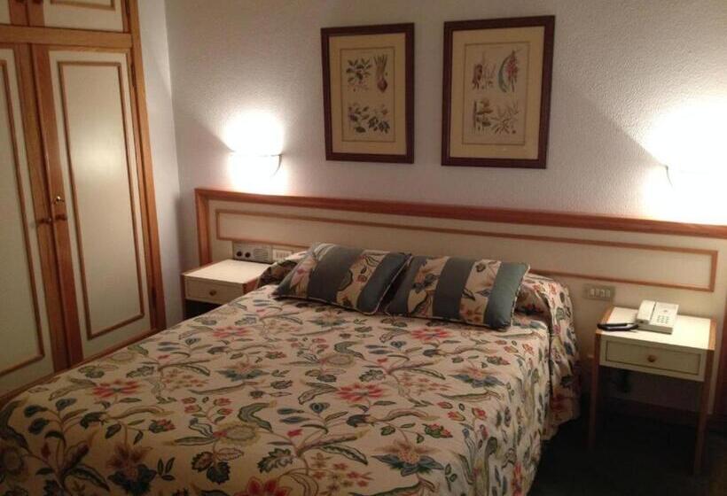 스탠다드 룸, Alda Boiro