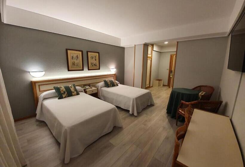 스탠다드 트리플 룸, Alda Boiro