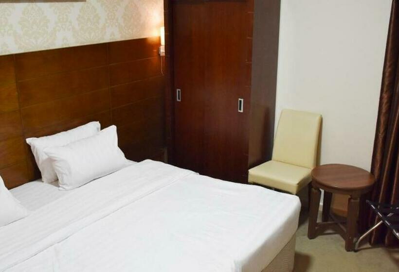 اتاق لوکس با تخت بزرگ, Mirage Al Salam