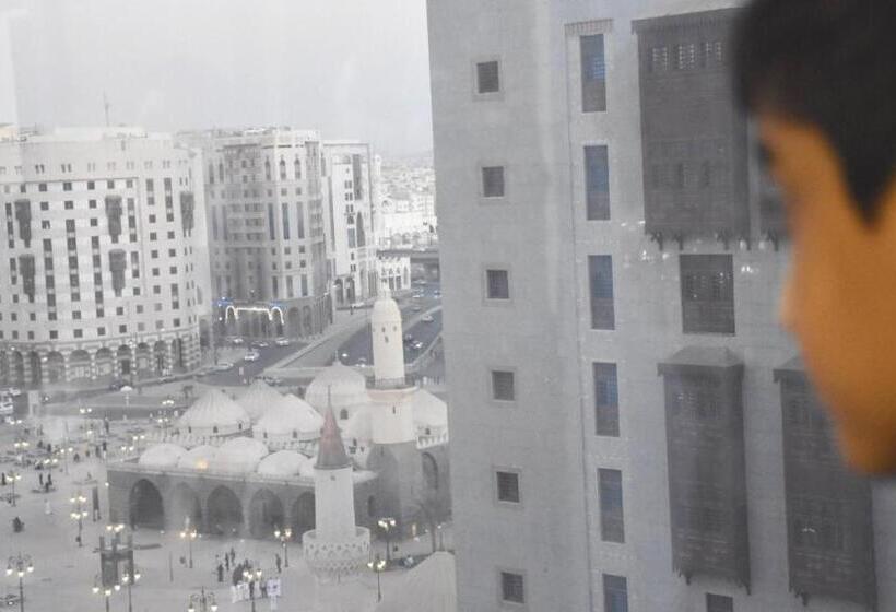 اتاق ساده سه‌ نفره, Mirage Al Salam