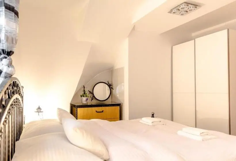 Huoneisto 2 Makuuhuonetta Terassi, Apartments And Rooms With Wifi Split   16550