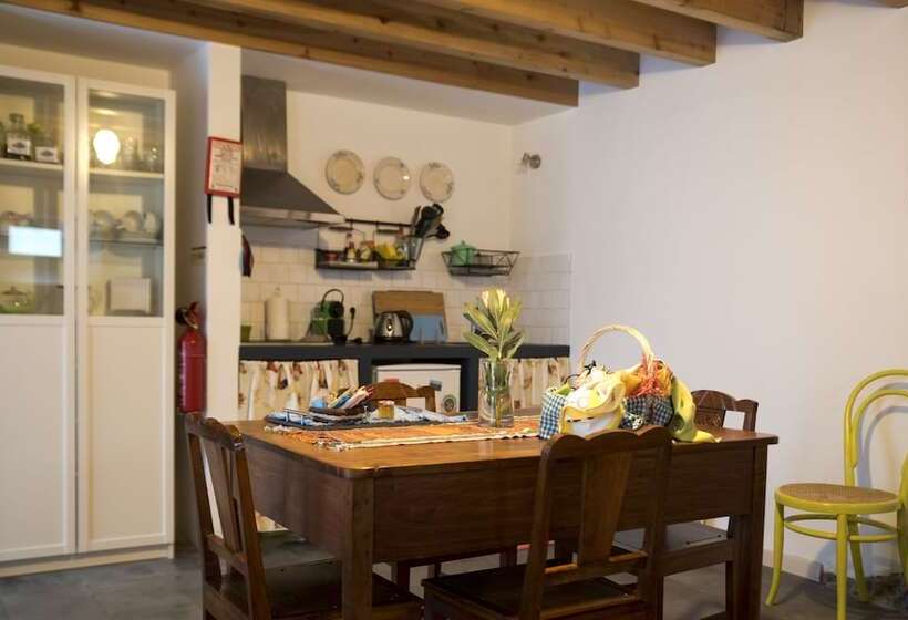 آپارتمان عادی 1 خوابه, Casas De Campo Alto Da Bonança