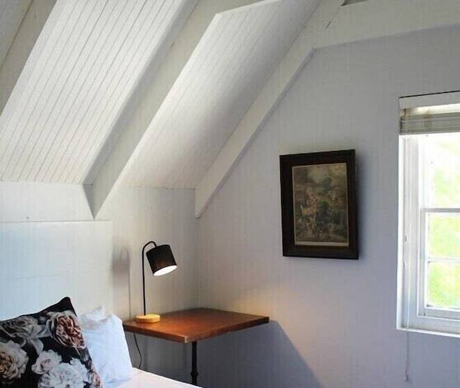 带双人床的经典房间, Moffid's Place