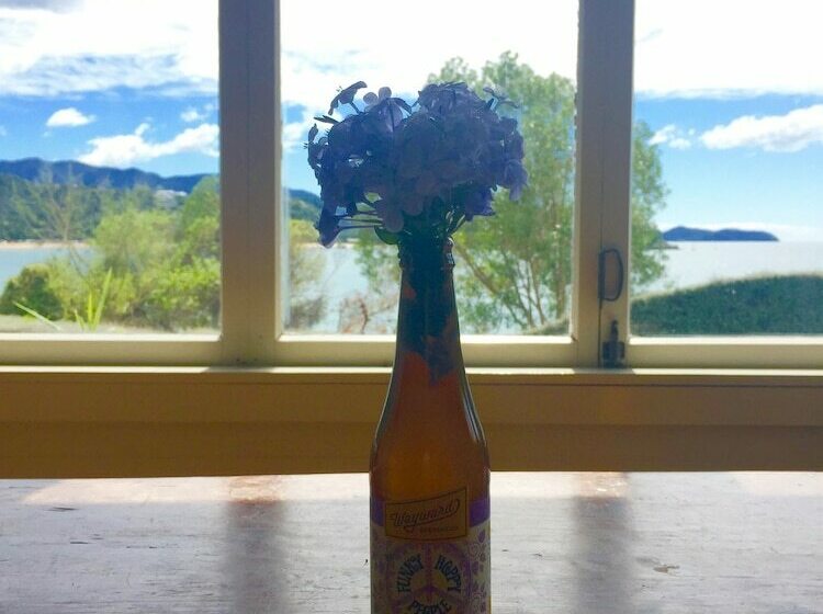 침실 4개 주택, The Beachfront Bach