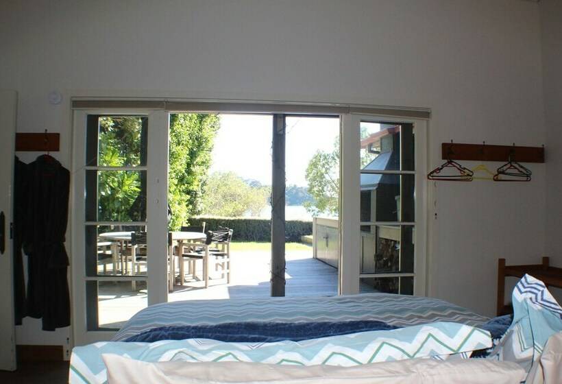 침실 4개 주택, The Beachfront Bach