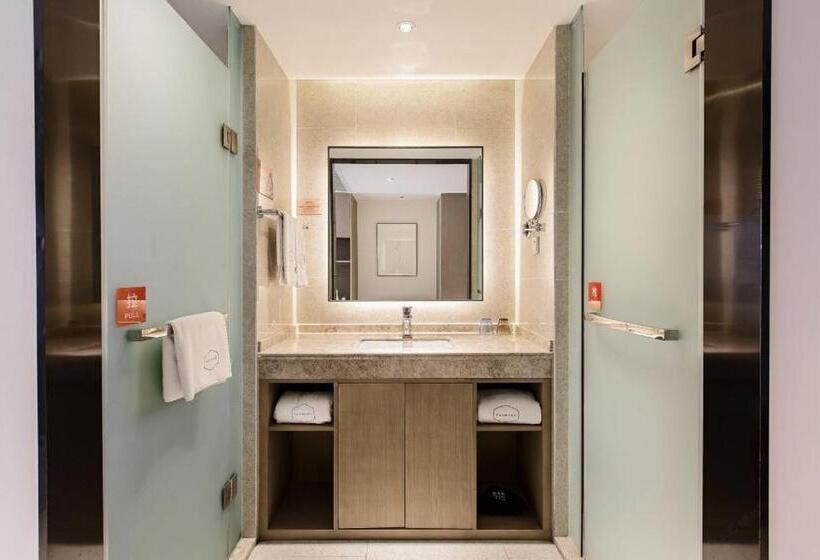 اتاق سوپریور, Chengdu Prolit