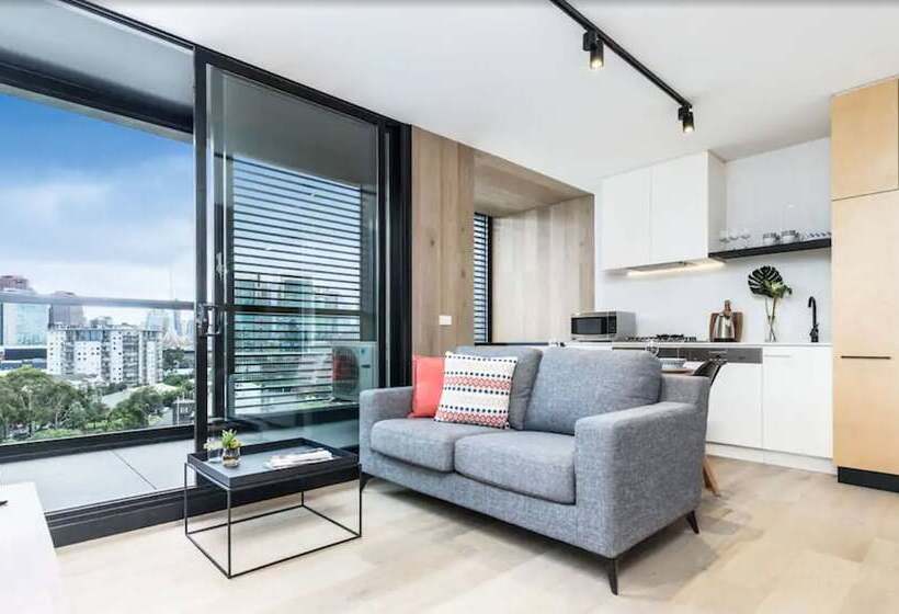 침실 2개 아파트, Saint Domain