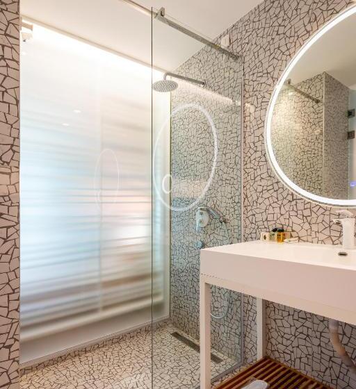 Deluxe Room View Sea with Balcony