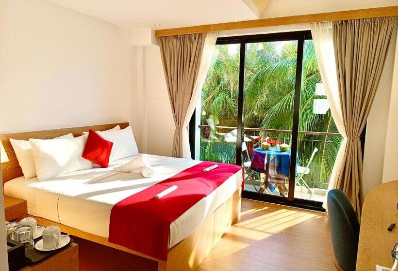 اتاق لوکس با بالکن, Ranthari Hotel And Spa Ukulhas Maldives
