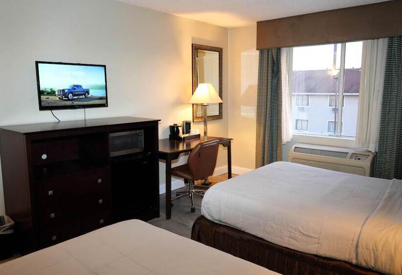 غرفه قياسيه سريرين مزدوجين, Copley Inn & Suites, Copley   Akron