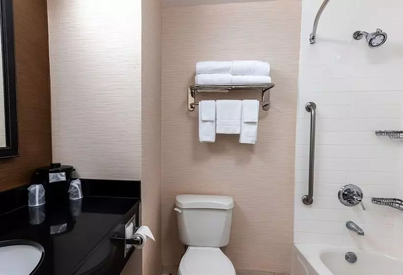 ２ダブルベッドのスタンダードルーム, Fairfield Inn Owensboro