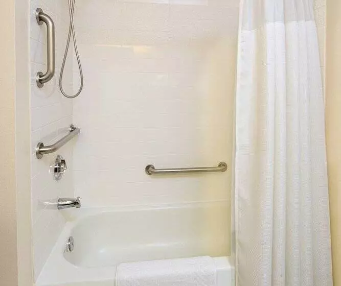 ２ダブルベッドのスタンダードルーム, Fairfield Inn By Marriott Pensacola I 10