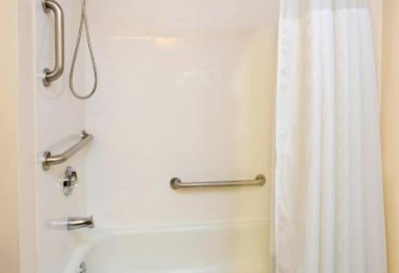 غرفه قياسيه سريرين مزدوجين, Fairfield Inn By Marriott Pensacola I 10