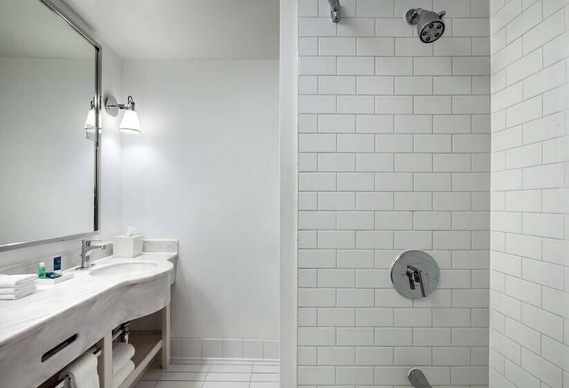 غرفه قياسيه سريرين مزدوجين, Four Points By Sheraton Los Angeles International Airport